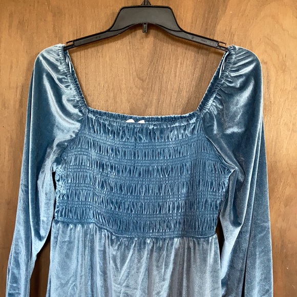 Offer $20 LC Lauren Conrad smocked flounce hem velvet dress duller blue size L - Picture 5 of 17